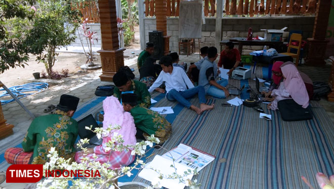 IPNU-IPPNU dan Remaja Masjid Baiturrahim Curungrejo saat mengadakan pelatihan di Padepokan Cinta Tanah Air (Foto: M Iksan untuk TIMESI Indonesia)