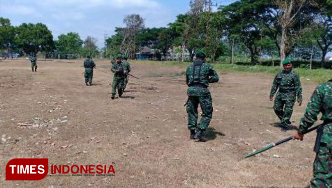 Pelaksanaan Minggu Militer di Kordinator Koramil 0818/ 14 Turen. (FOTO: AJP/TIMES Indonesia)
