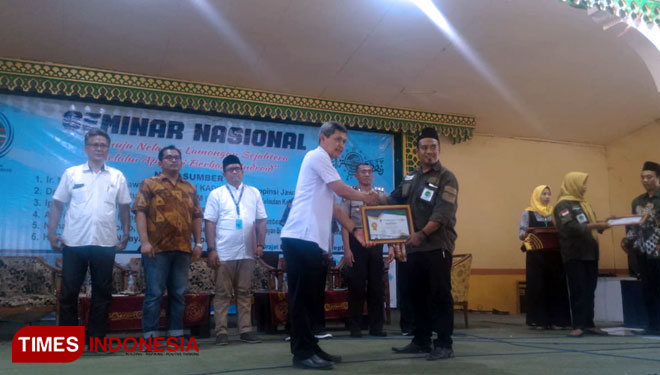 Seminar-Nelayan-di-Lamongan-3.jpg