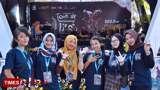 Liaison Officer (LO) International Tour de Banyuwangi Ijen 2019. (Foto: Agung Sedana/ TIMES Indonesia)