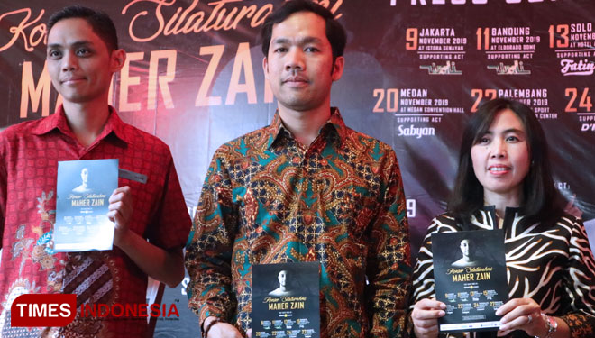 Press conference Konser Silaturahmi Maher Zain persembahan PT Langit Biru Maharaya dan Sound Rythm di Surabaya, Jumat (27/9/2019). (Foto : Lely Yuana/TIMES Indonesia)