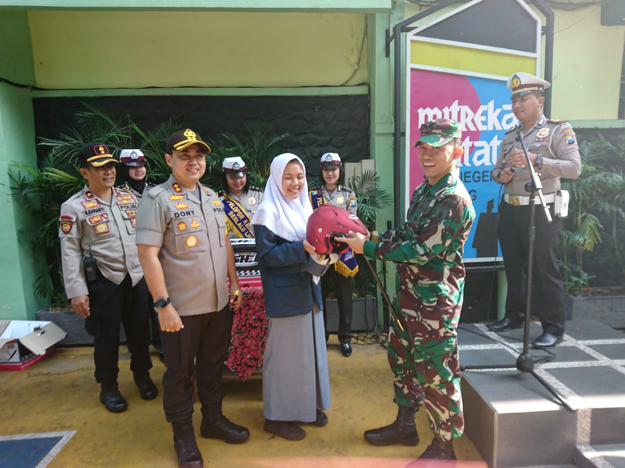 SMA-1-Batu-Kapolres-Malang-3.jpg