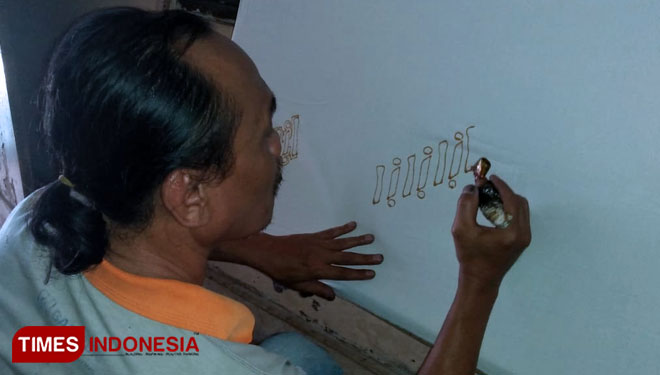 pengrajin-batik-b.jpg