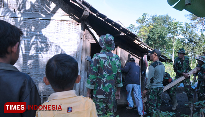 Gubuk Reot Milik Bapak Boyani Menjadi Sasaran Tni. (FOTO: AJP/TIMES Indonesia)