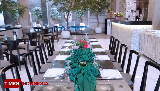 Rooftop-Delobby-Suite-Hotel-Batu-2.jpg