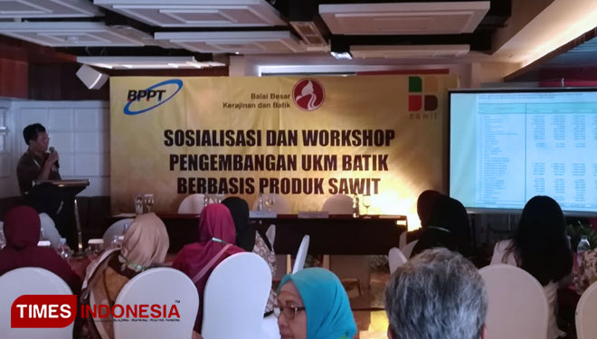 Inovasi dari Bahan Kelapa Sawit Digenjot untuk Jaga Kualitas Batik Indonesia