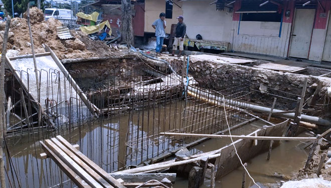 Warga Keluhkan Jalan HM Ardans yang Ditutup karena Pengerjaan Proyek