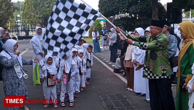 Bupati Bantul Suharsono Lepas Peserta Manasik Haji KB TK se-Bantul