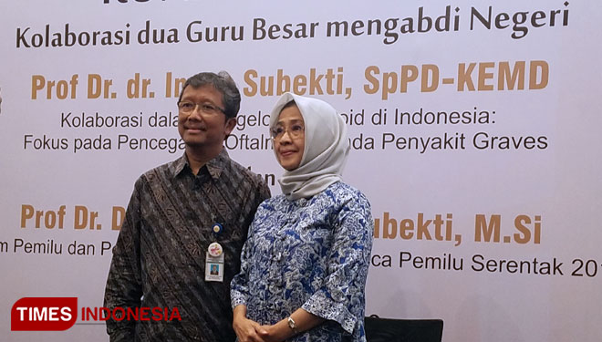 Prof. Dr. dr. Imam Subekti, SpPD-KEMD dan Prof. Dr. dr. Valina Singka Subekti Subekti, MSi saat sesi Konfrensi pers. (FOTO: Edi Junaidi ds/TIMES Indonesia)