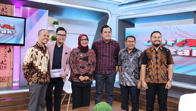 Bupati Bogor Ade Yasin saat Talkshow Live di Studio TV One Epicentrum Kuningan Jakarta, Jumat (11/10/2019). (FOTO: Diskominfo Pemkab Bogor)