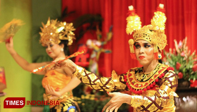 The Balinese dance at the 46th Indonesia's Cultural Dining of Hotel Tugu Malang. (Picture by: Widya Amalia / TIMES Indonesia)