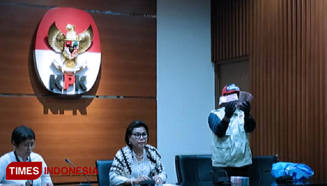 Wakil ketua Pimpinan KPK Basaria Panjaitan saat melakukan konfrensi pers di Gedung KPK. (foto: Edi Junaidi ds/TIMES Indonesia)