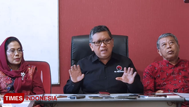 Sekjen PDI Perjuangan, Hasto Kristiyanto di Kantor DPD PDI Perjuangan Jawa Timur. (FOTO: DPP for TIMES Indonesia).
