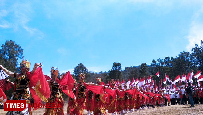 Parade-Merah-Putih-Banyuwangi.jpg