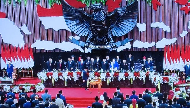 Sidang paripurna pelantikan Presiden-Wakil Presiden periode 2019-2024 resmi dimulai di Gedung DPR/MPR RI (FOTO: Tangkapan layar TV Parlemen).
