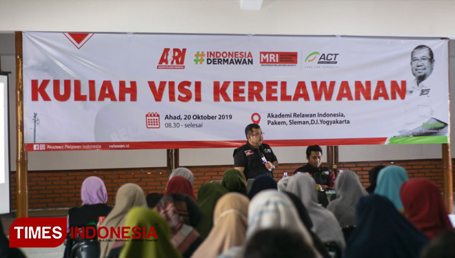 Suasana kuliah visi kerelawanan yang diselenggarakan oleh Akademi Relawan Indonesia. (FOTO: Totok Hidayat/TIMES Indonesia)