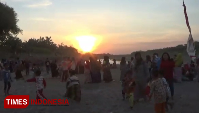 Sunset at Bengawan Solo. (Picture by: MFA Rohmatillah/TIMES Indonesia)