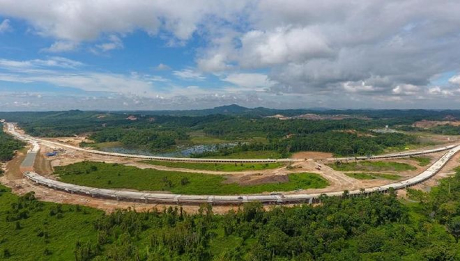 Kementerian PUPR RI secara bertahap menyelesaikan pembangunan Jalan Tol Balikpapan–Samarinda (Balsam) sepanjang 99,35 Kilometer. (Detik Finance)