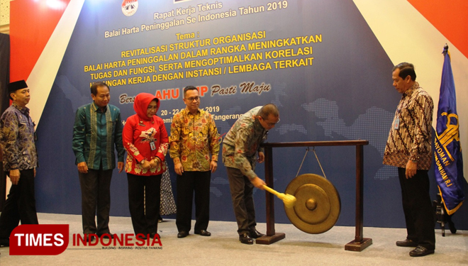 Direktur Jenderal Administrasi Hukum Umum (Dirjen AHU) Kemenkumham, Cahyo R Muzhar saat membuka Rapat Kerja Teknis Balai (Rakernis) (Cahyo for TIMES Indonesia)