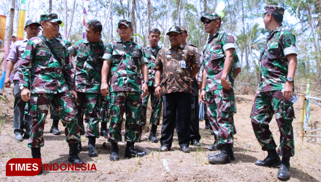 Rasikin,S.Sos : Krama Cenil Karya Nyata Satgas TMMD. (FOTO: AJP/TIMES Indonesia)