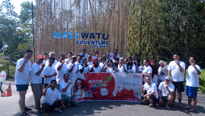 Keseruan Via.com bersama para mitra travel agent dalam acara Gathering Grow with Via di Jambuluwuk, Batu, Malang, mulai 23-24 Oktober 2019.(Foto : Istimewa)