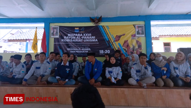 Foto bersama MAPABA Rayon Al-Fanani Kom. Unisma Malang. (FOTO: AJP/TIMES Indonesia)