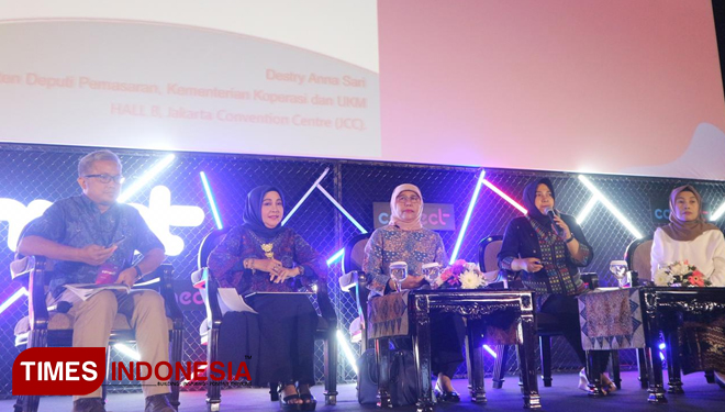 Ajang konferensi Connect 2019 hari ini diawali dengan tampilnya empat “srikandi” dari berbagai kementerian. (FOTO: Edi Junaidi ds/TIMES Indonesia)
