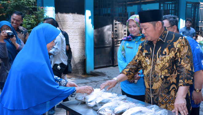 Pasar-Murah-Ikan-Bandeng-b.jpg