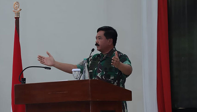 Panglima TNI, Marsekal Hadi Tjahjanto memberikan ceramah pembekalan di hadapan 566 Perwira Siswa Seskoad, Seskoal dan Seskoau tahun 2019, Kamis (7/11/2019). (Foto: istimewa)