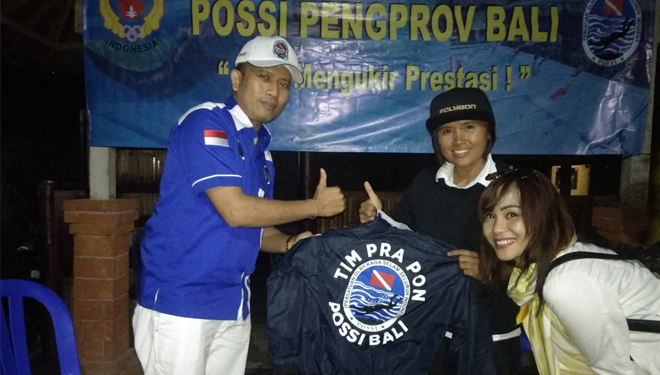 POSSI Bali mendatangkan atlet Nasional, Kusmawaty Yazid, untuk memberikan bekal pengetahuan mengenai dunia olahraga. (Foto: POSSI Bali)