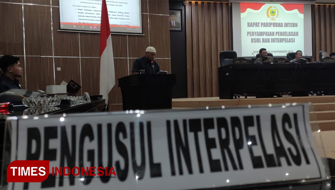 Suasana paripurna intern interpelasi DPRD Kabupaten Bondowoso (FOTO: Moh Bahri/TIMES Indonesia)