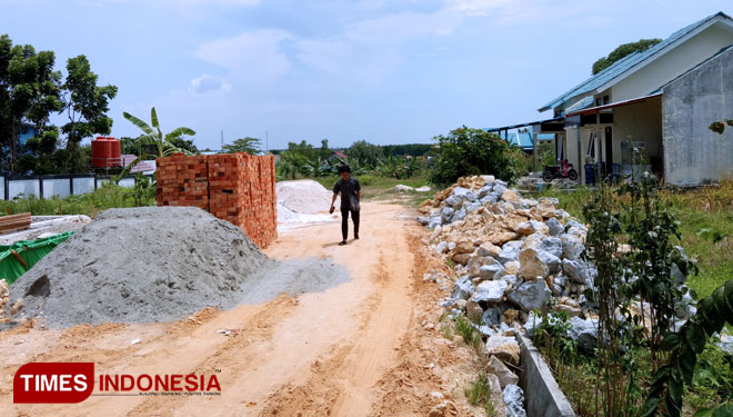 Lokasi perumahan di jalan Cumi cumi. ( Foto: Kusnadi/TIMES Indonesia)