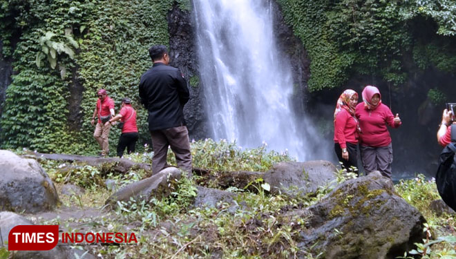 Wisata-Air-Terjun-Kalipedati-b.jpg