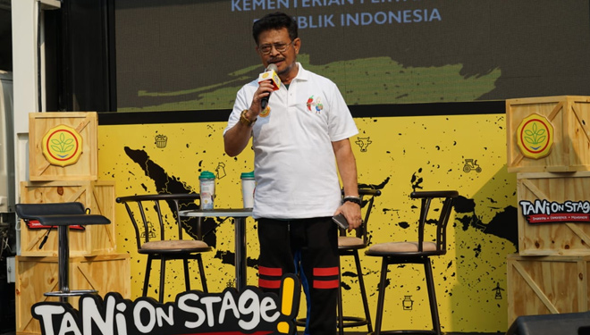 Mentan Syahrul Yasin Limpo dalam acara Tani On Stage sebagai rangkaian acara Healthy Street Food Festival 2019 di Gelora Bung Karno, Jakarta, Minggu (10/11/2019). (Foto: Dok. Kementan RI)