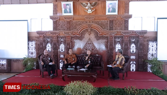 Gelar pengawasan daerah (Larwasda) Inspektorat Kabupaten Sragen di Pendopo Rumah Dinas Bupati Sragen, Rabu (13/11/19). (FOTO: Mukhtarul Hafidh/TIMES Indonesia)