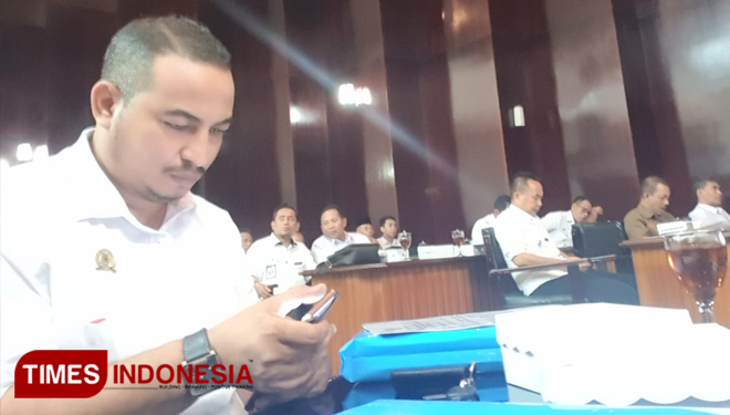 Ketua F-PKB, Muad saat rapat di DPRD Kabupaten Probolinggo. (FOTO: Istimewa for TIMES Indonesia)