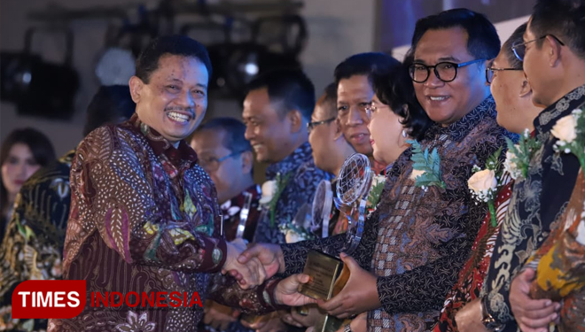 Wakil Wali Kota Malang Sofyan Edi Jarwoko saat menerima penghargaan di Jakarta. (Foto: Humas Pemkot Malang for TIMES Indonesia)