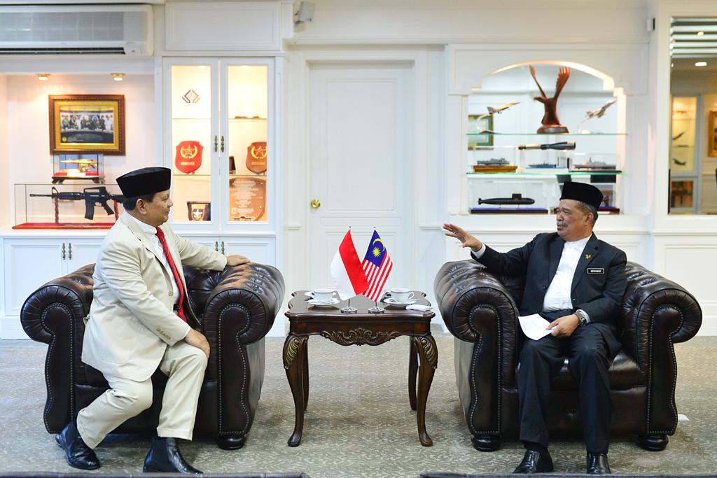 Malaysia-Menhan-Prabowo-2.jpg