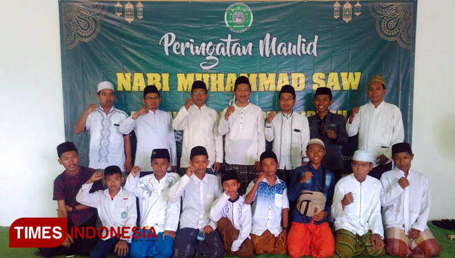 Maulid Nabi Muhammad SAW dan pelantikan PK IPNU/IPPNU. (FOTO: AJP TIMES Indonesia)
