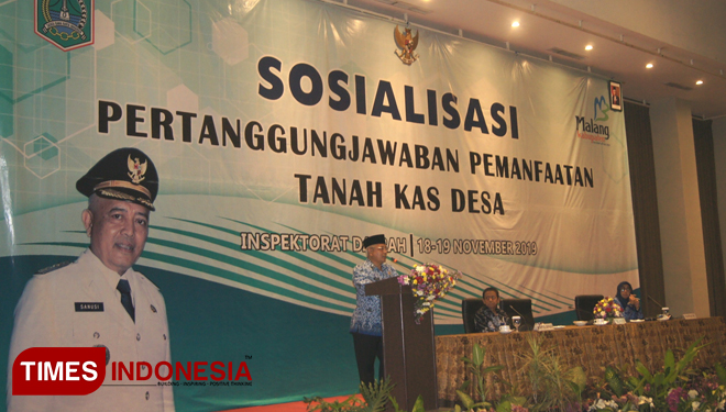 Bupati Malang, Drs HM Sanusi MM saat membuka sosialisasi pemanfaatan tanah kas desa. (Foto: Binar Gumilang/TIMES Indonesia)