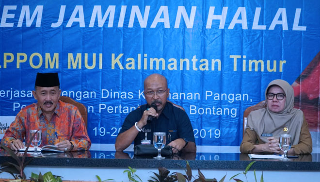 Manager CSR Pupuk Kaltim, Fakhri Husaini saat menyampaikan sambutan. (Foto: Humas PKT For TIMES Indonesia)