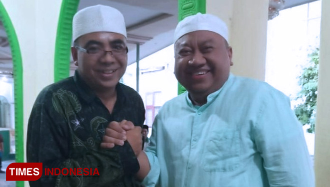 Sekretaris PWNU NTB H. L. Aksar Ansori, (kiri) Ketua DPW PKB NTB H. L. Hadrian Irfani, (kanan). (FOTO: Cul/TIMES Indonesia)