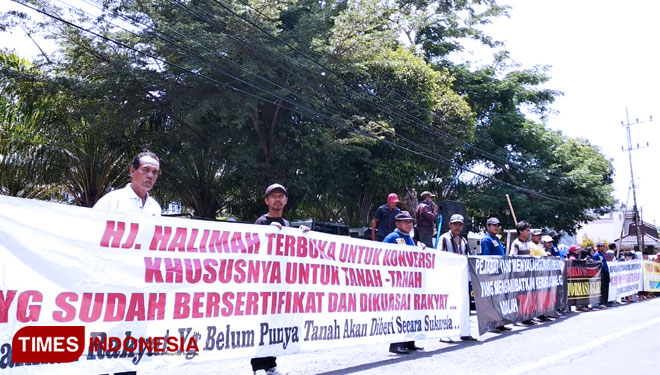 Deklarasi Putusan Pengadilan Agama (PA) Cilacap, Jawa Barat, terhadap Eigendom Verponding atas nama Wanatirta bin Nuryasentana. (Foto : Syamsul Arifin/TIMES Indonesia)