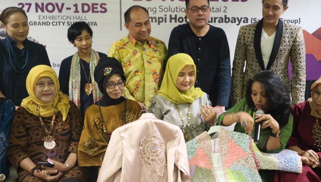 Konferensi pers PT Debindo Mitra Tama bersama asosiasi pendukung pameran Batik Fashion Fair 2019, Rabu (20/11/2019). (Foto: Lely Yuana/TIMES Indonesia)
