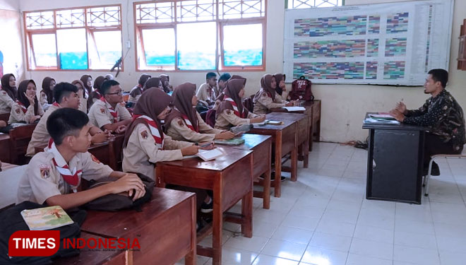ILUSTRASI - Kegiatan Belajar Mengajar. (FOTO: Dok. TIMES Indonesia)