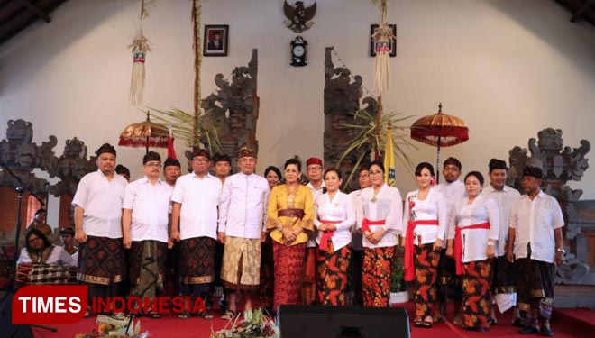 Pengukuhan pengurus Forum Pembauran Kebangsaan Provinsi Bali. (FOTO: AJP TIMES Indonesia)