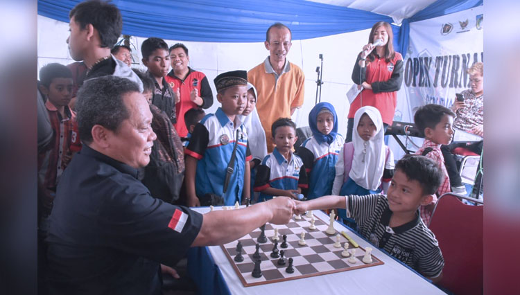 perserta-turnament-catur-3.jpg