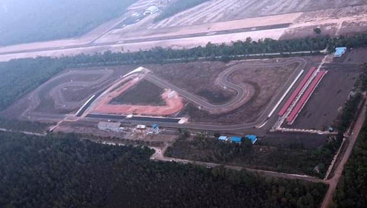 29 Pebalap Internasional Gymkhana Tampil di Sirkuit International Skyland