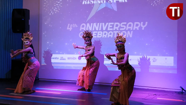 Perayaan-HUT-ke-4-Berry-Glee-Hotel-Bali-b.jpg