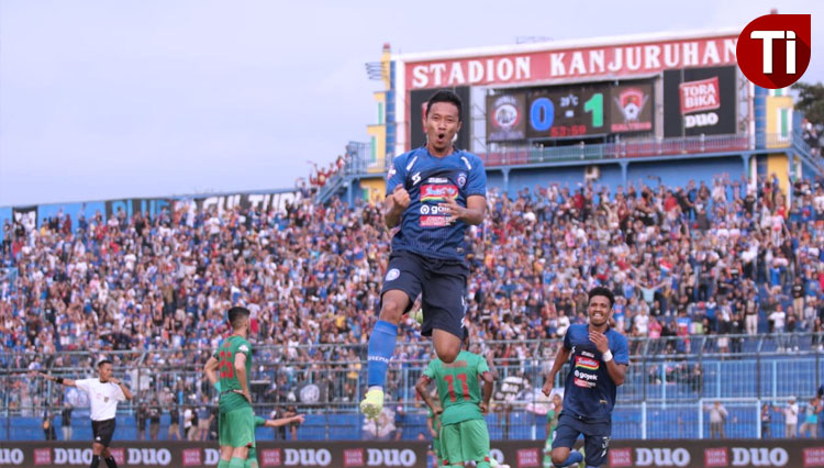 Dendi Santoso berhasil membobol gawang Kalteng Putra skor imbang 1-1 hingga akhir pertandingan. (Tria Adha/TIMES Indonesia)